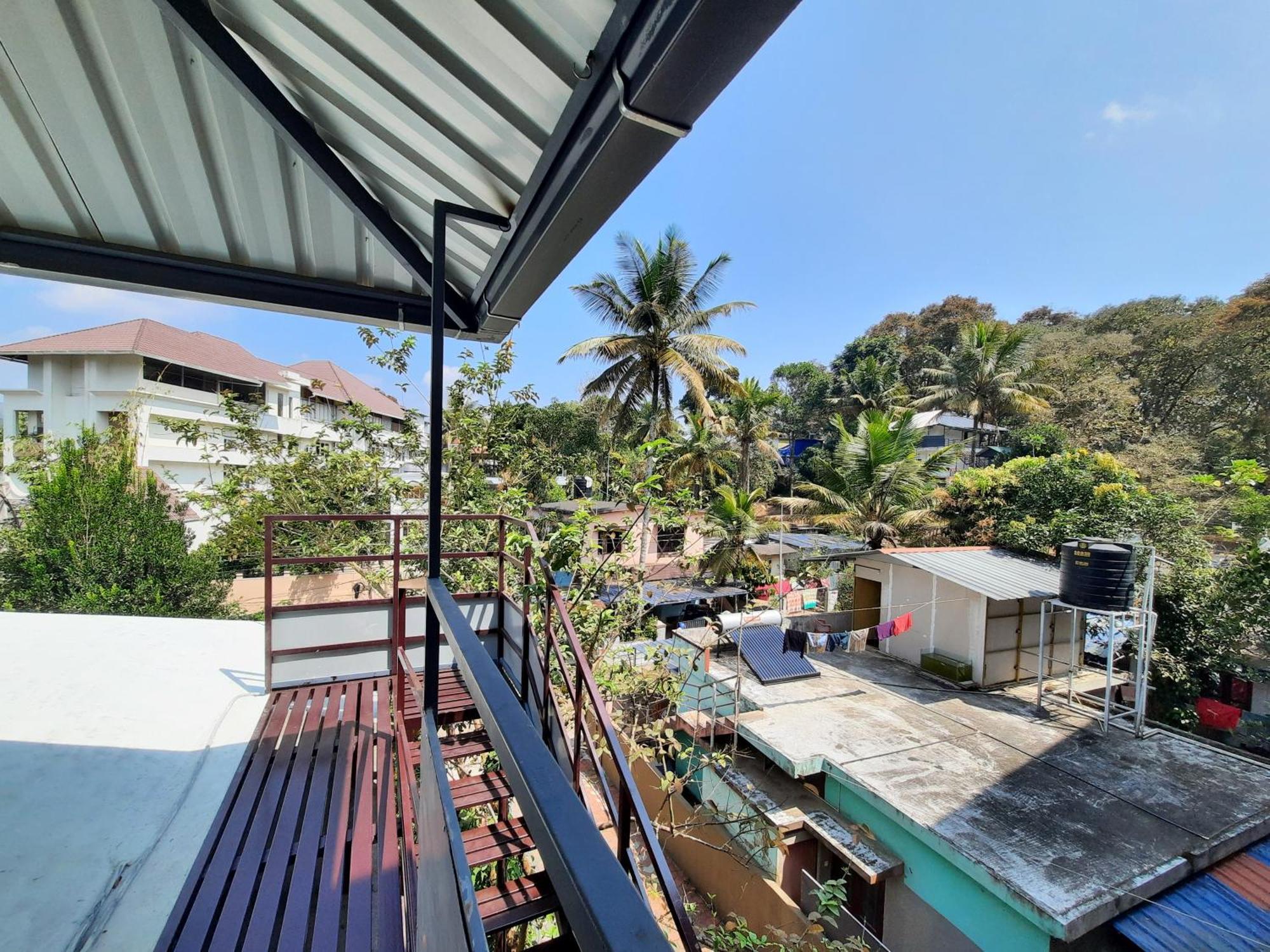 Oriole Homestay Thekkady Exteriör bild